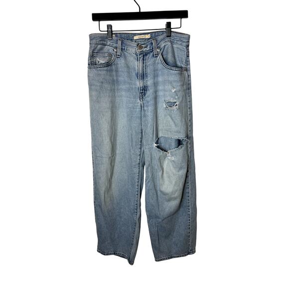 Levi's Baggy Dad Distressed Light Wash Jeans Vintage Inspired W27 L30 - Picture 1 of 12